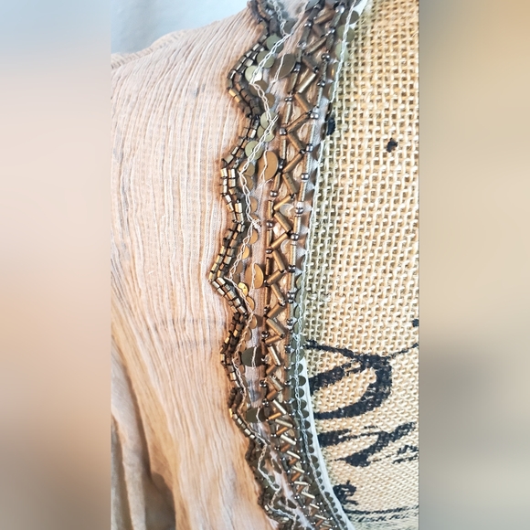 Kimchi Blue Floral Embroidered Cream Blouse - Picture 6 of 6